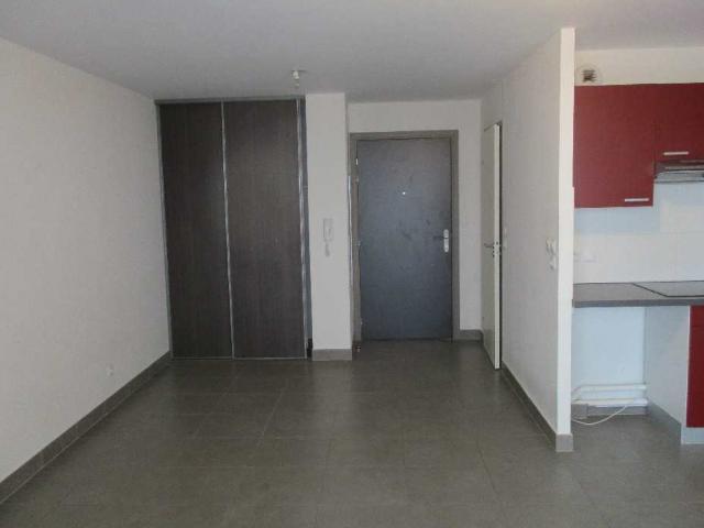Appartement 1 pièce, 30m², en location à Agde 430 € par mois * Appartement