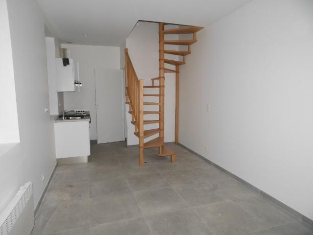 Appartement 1 pièce, 31 m² à louer à Magny en Vexin 95420