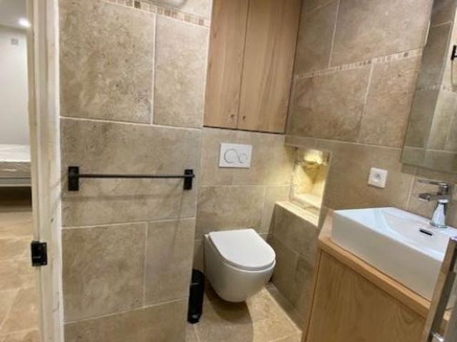 Appartement 1 pièce, 31 m² à louer à Arles 13104