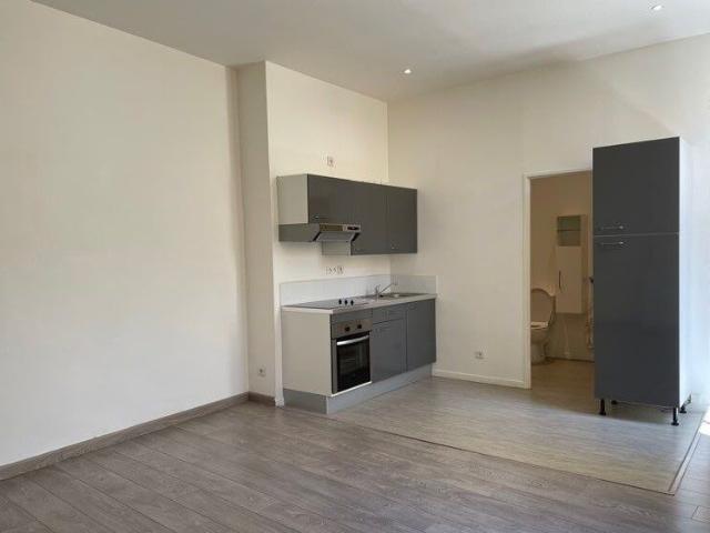 Appartement 1 pièce, 31 m² à louer à Bordeaux 33000