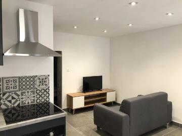 Appartement 1 pièce, 31 m² à louer à Jouques 13490