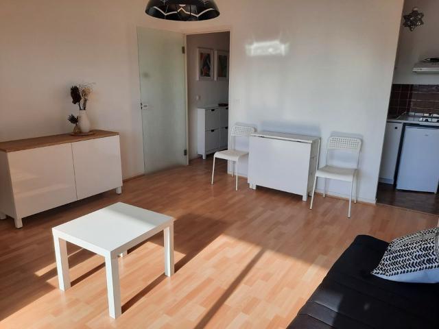 Appartement 1 pièce, 31 m² à louer à Pau 64000