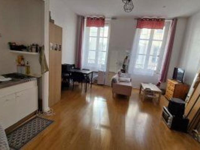 Appartement 1 pièce 31.73 m²