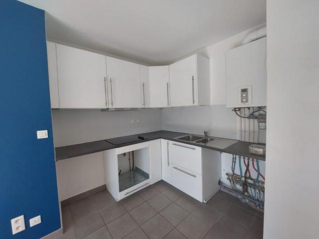Appartement 1 pièce, 32 m² à louer à Meyzieu 69330