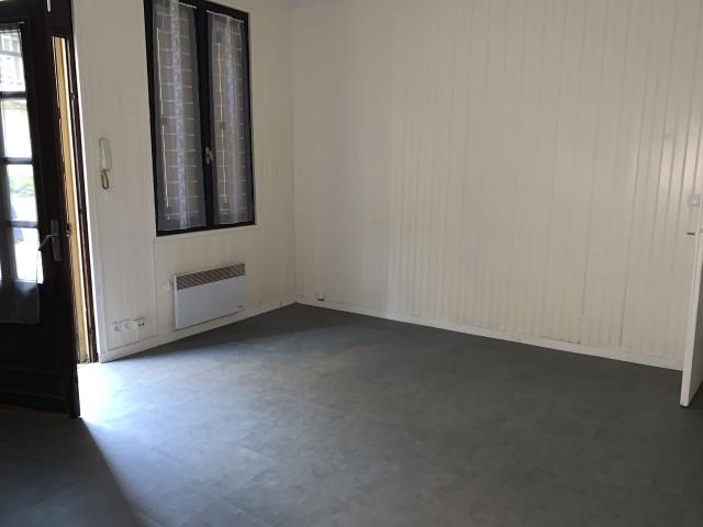 Appartement 1 pièce, 32 m² à louer à Bordeaux 33000