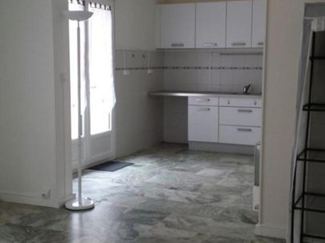 Appartement 1 pièce, 32 m² à louer à Coignières 78310