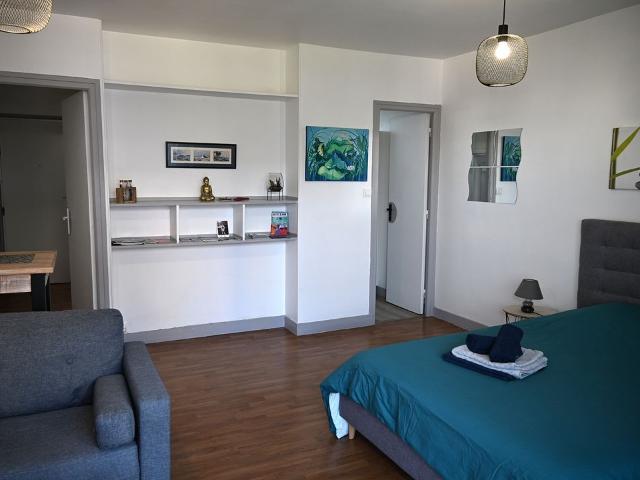 Appartement 1 pièce, 32 m² à louer à Granville 50400