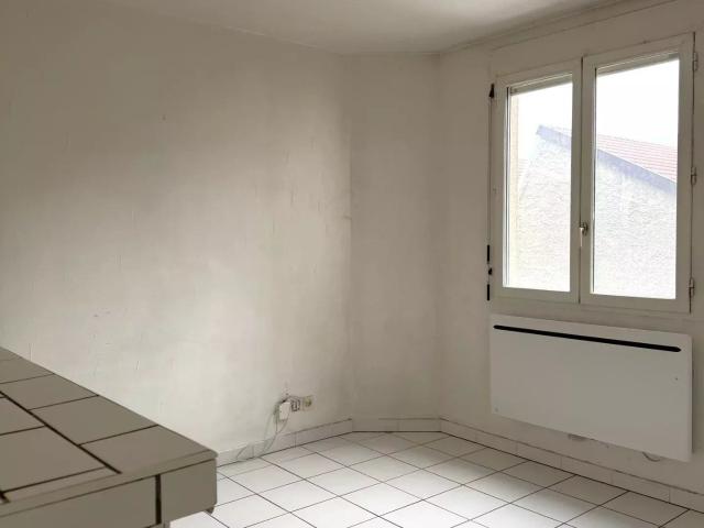 Appartement 1 pièce, 32 m² à louer à Lyon 8 69008