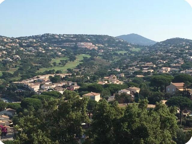 Appartement 1 pièce, 32 m² à louer à Sainte Maxime 83120