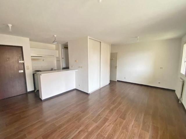 Appartement 1 pièce, 32 m² à louer à Toulouse 31100