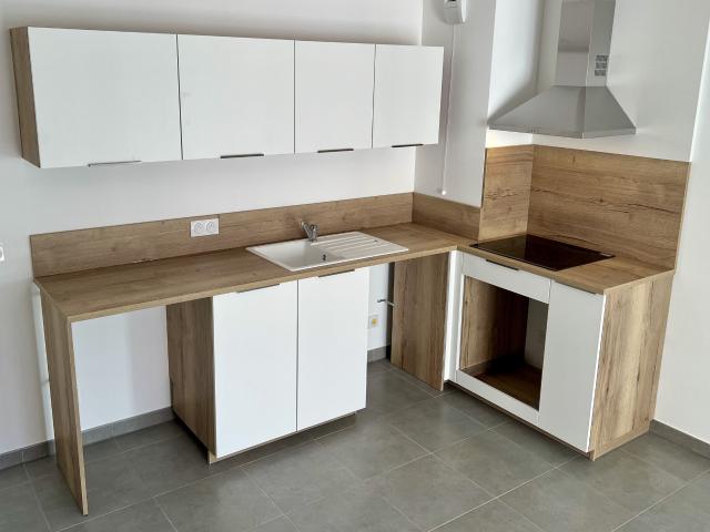 Appartement 1 pièce, 32 m² à louer à Villeneuve Loubet 06270