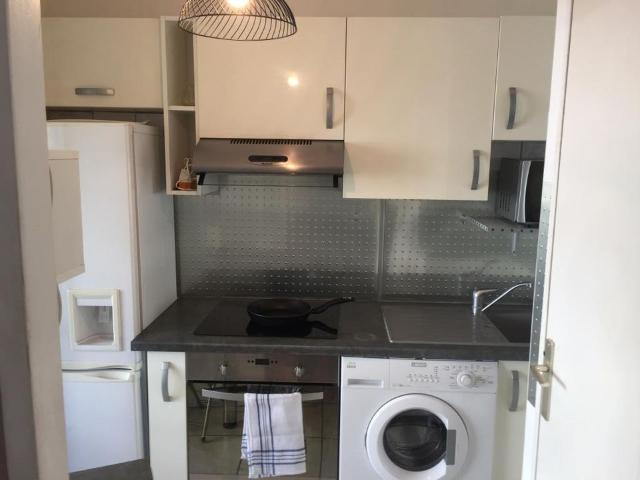 Appartement 1 pièce, 33 m² à louer à Marseille 8 13008