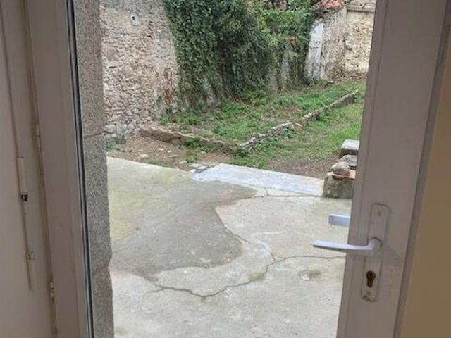 Appartement 1 pièce, 33 m² à louer à Mazamet 81200