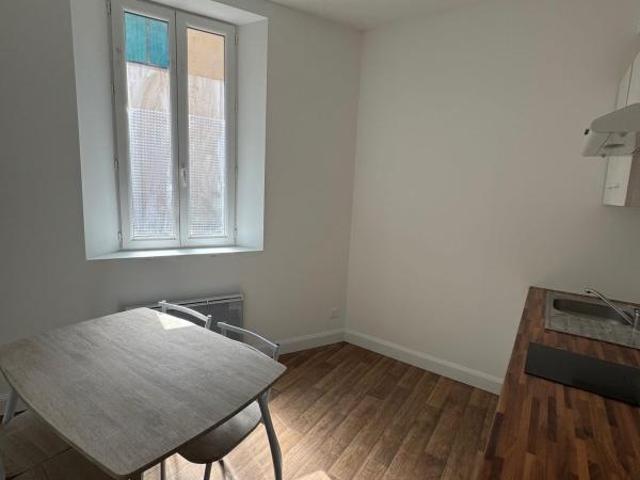 Appartement 1 pièce, 33 m² à louer à Mazamet 81200