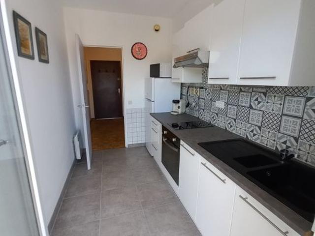 Appartement 1 pièce, 33 m² à louer à Avignon 84000