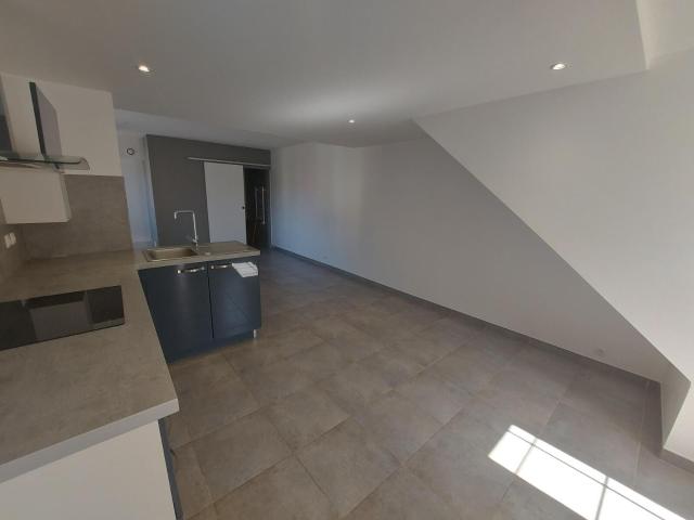 Appartement 1 pièce, 33 m² à louer à Agde 34300