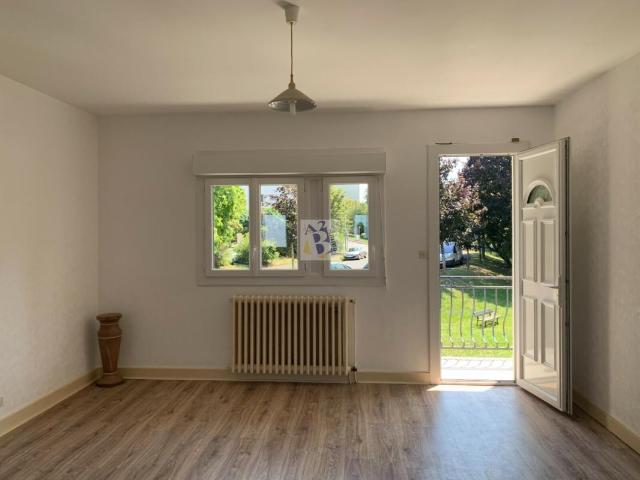 Appartement 1 pièce, 33 m² à louer à Angoulême 16000