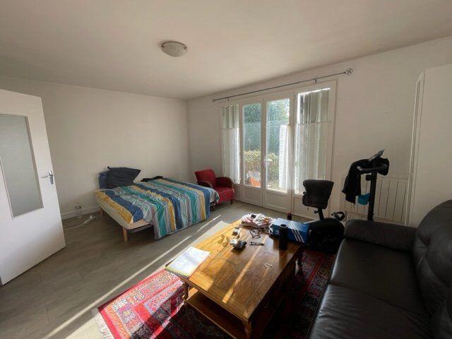 Appartement 1 pièce, 33 m² à louer à Briollay 49125