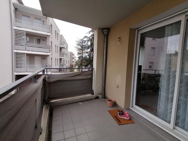 Appartement 1 pièce, 33 m² à louer à Chassieu 69680