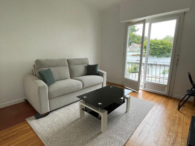 Appartement 1 pièce, 33 m² à louer à Pau 64000