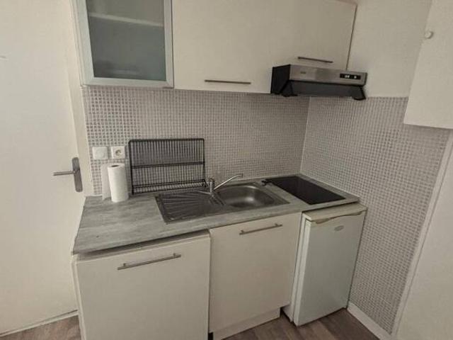 Appartement 1 pièce 44000 Nantes Centre ville Réf: 12184