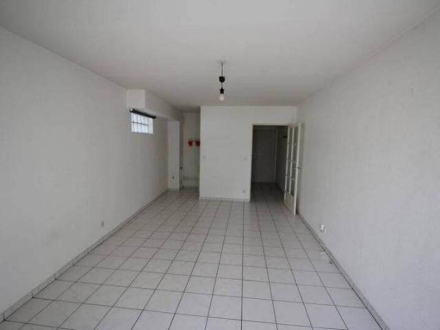 Appartement 1 pièce 44000 Nantes Réf: 11242