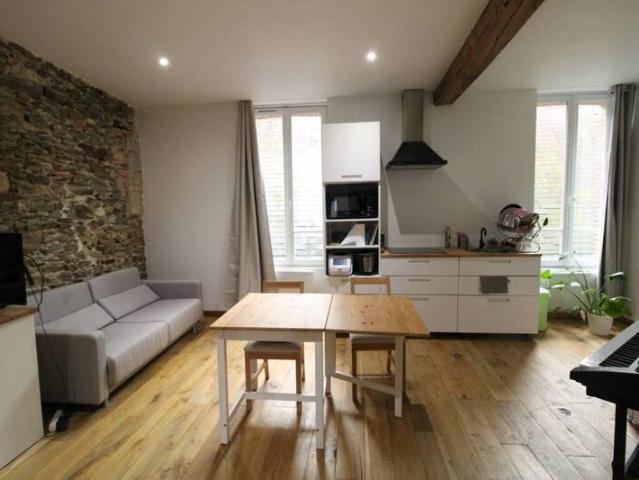 Appartement 1 pièce 44000 Nantes Réf: 12027