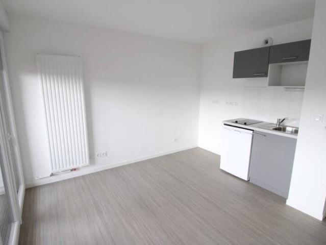 Appartement 1 pièce 44600 Saint Nazaire CENTRE VILLE GARE Réf: 3609