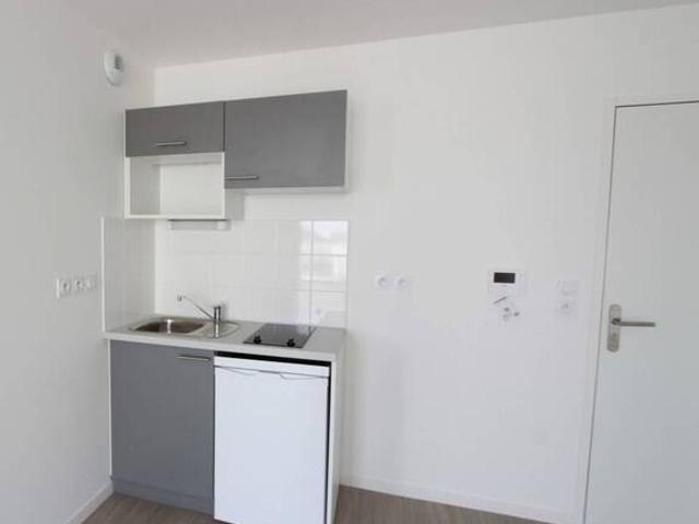Appartement 1 pièce 44600 Saint Nazaire CENTRE VILLE GARE Réf: 3362