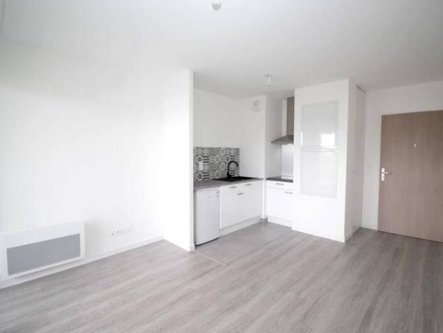 Appartement 1 pièce 44600 Saint Nazaire Ouest Réf: 3770