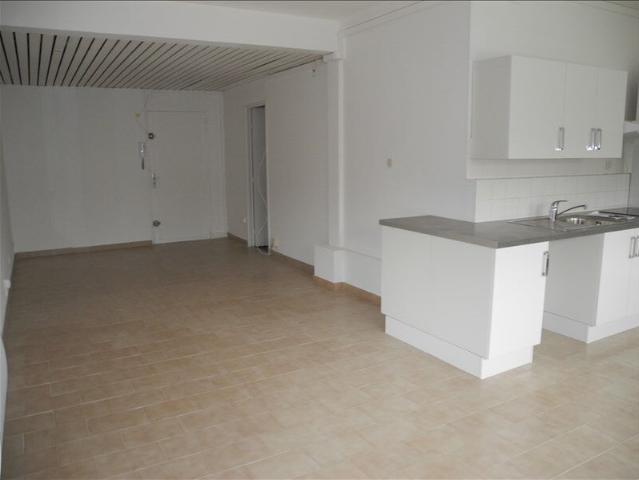 Appartement 1 pièce, 44 m² à louer à Aubagne 13400
