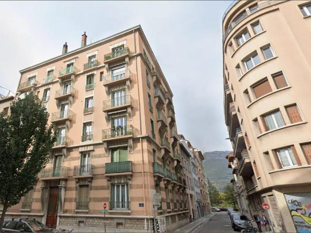 Appartement 1 pièce 40 m²