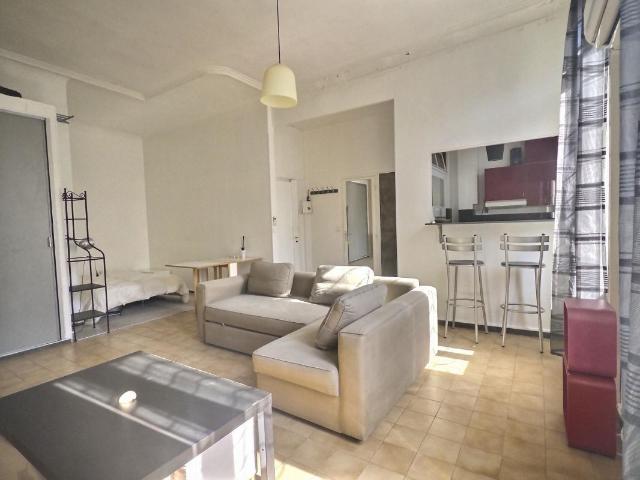 Appartement 1 pièce, 40 m² à louer à Marseille 7 13007