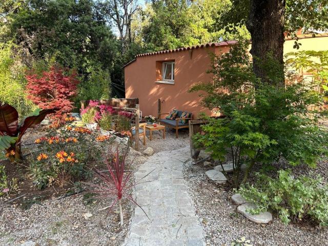 Appartement 1 pièce, 40 m² à louer à Biot 06410