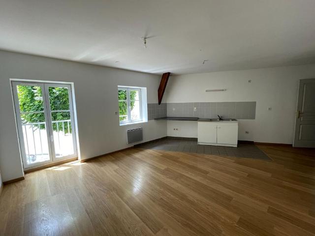 Appartement 1 pièce, 41 m² à louer à Janville en Beauce 28310