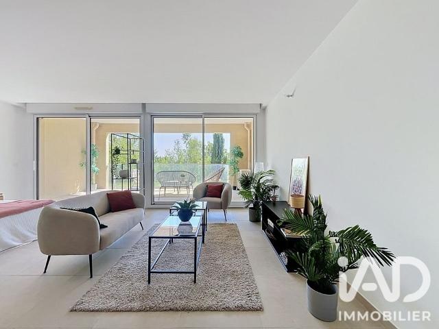 Appartement 1 pièce 55 m²