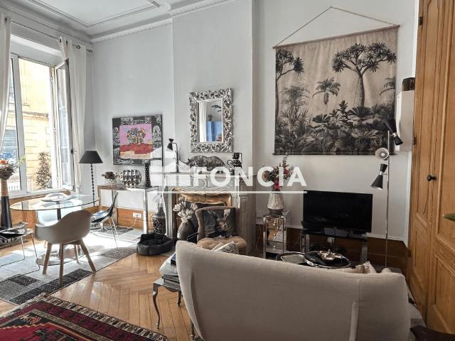 Appartement 1 pièce 59 m²