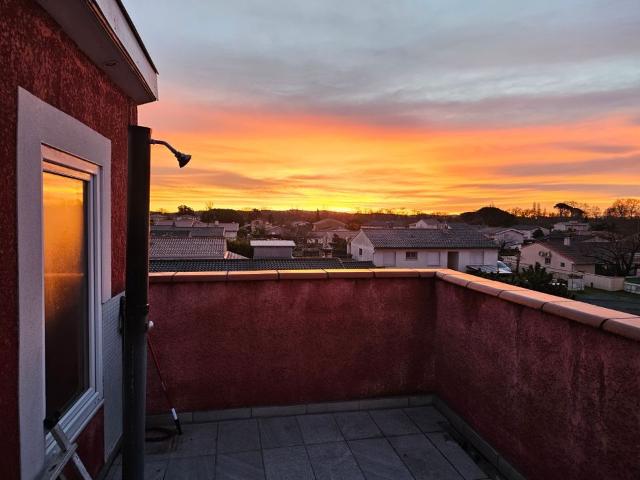 Appartement 1 pièce, 50 m² à louer à Roques 31120