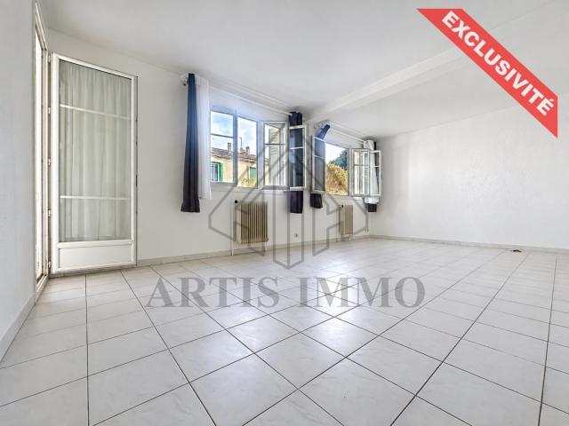 Appartement 1 pièce 67 m²