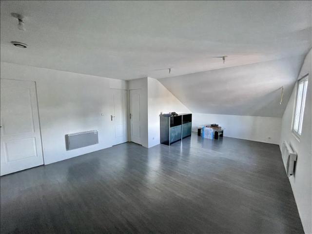 Appartement 1 pièce 75 m²