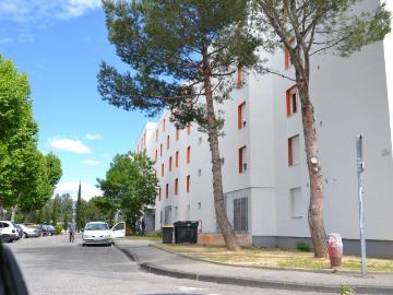 Appartement 1 pièce, 72 m² à louer à Cavaillon 84300