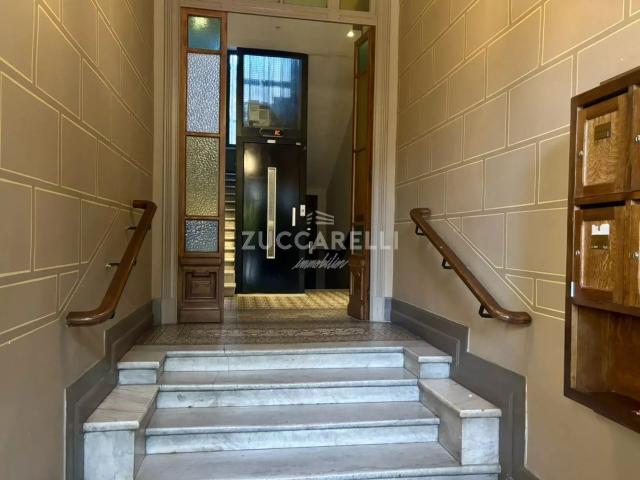 Appartement 1 pièce, 88 m² à louer à Nice 06000