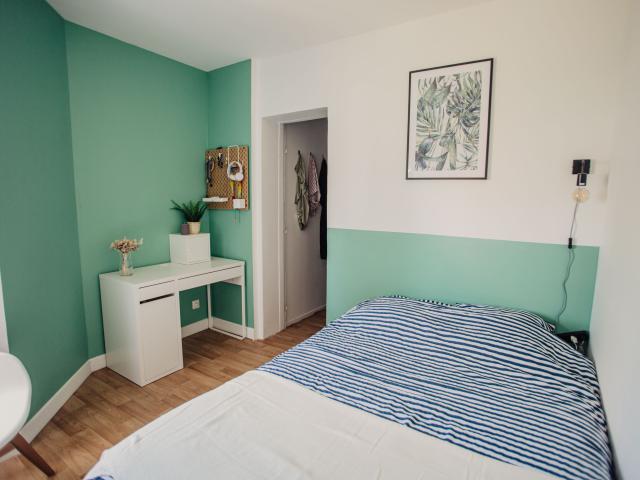 Appartement 1 pièce, 95 m² à louer à Guyancourt 78280