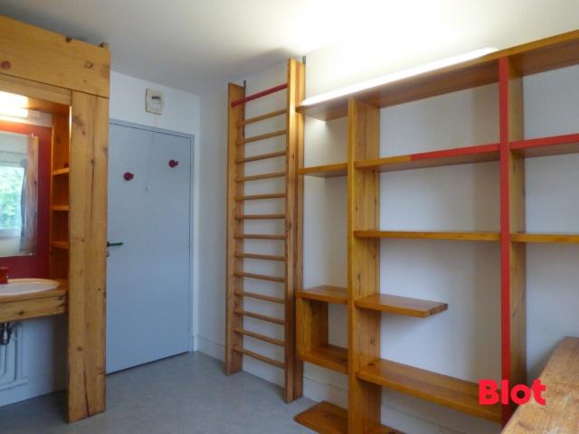 Appartement 1 pièce 9 m²