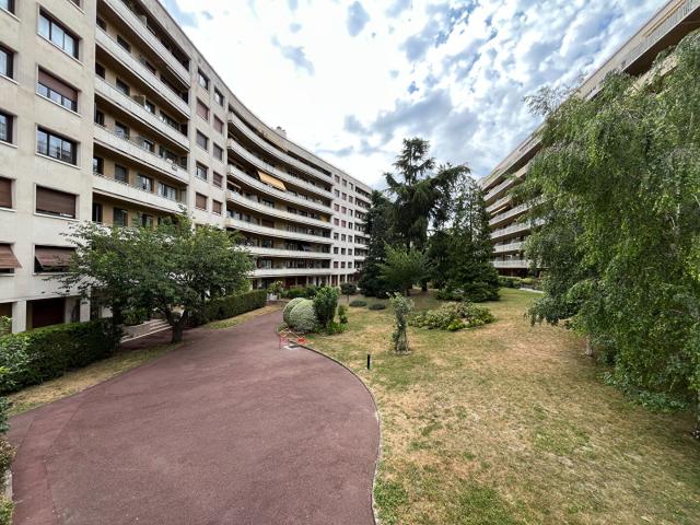 Appartement 1 pièce 9 m²