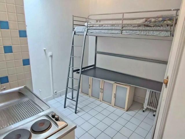 Appartement 1 pièce 9 m²