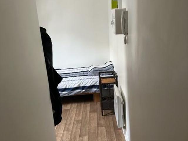 Appartement 1 pièce, 9 m² à louer à Paris 17 75017