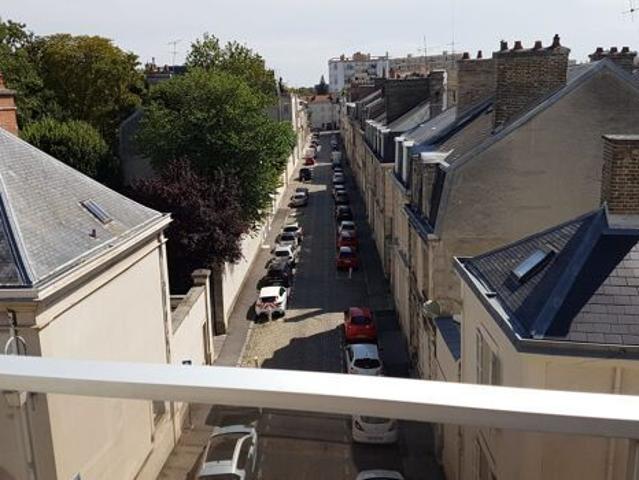 Appartement 1 pièces 14m2 REIMS 448 euros