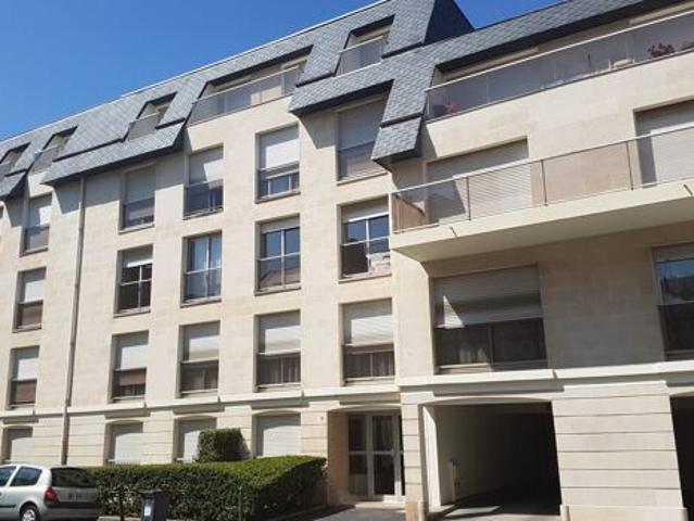 Appartement 1 pièces 14m2 REIMS 448 euros