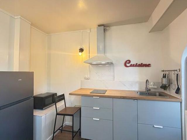 Appartement 1 pièces 20m2 REIMS 465 euros